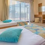 River Otel 3*